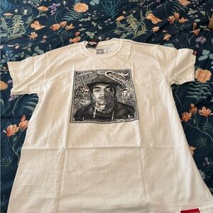 The Marathon Clothing Men’s T-shirt Size L